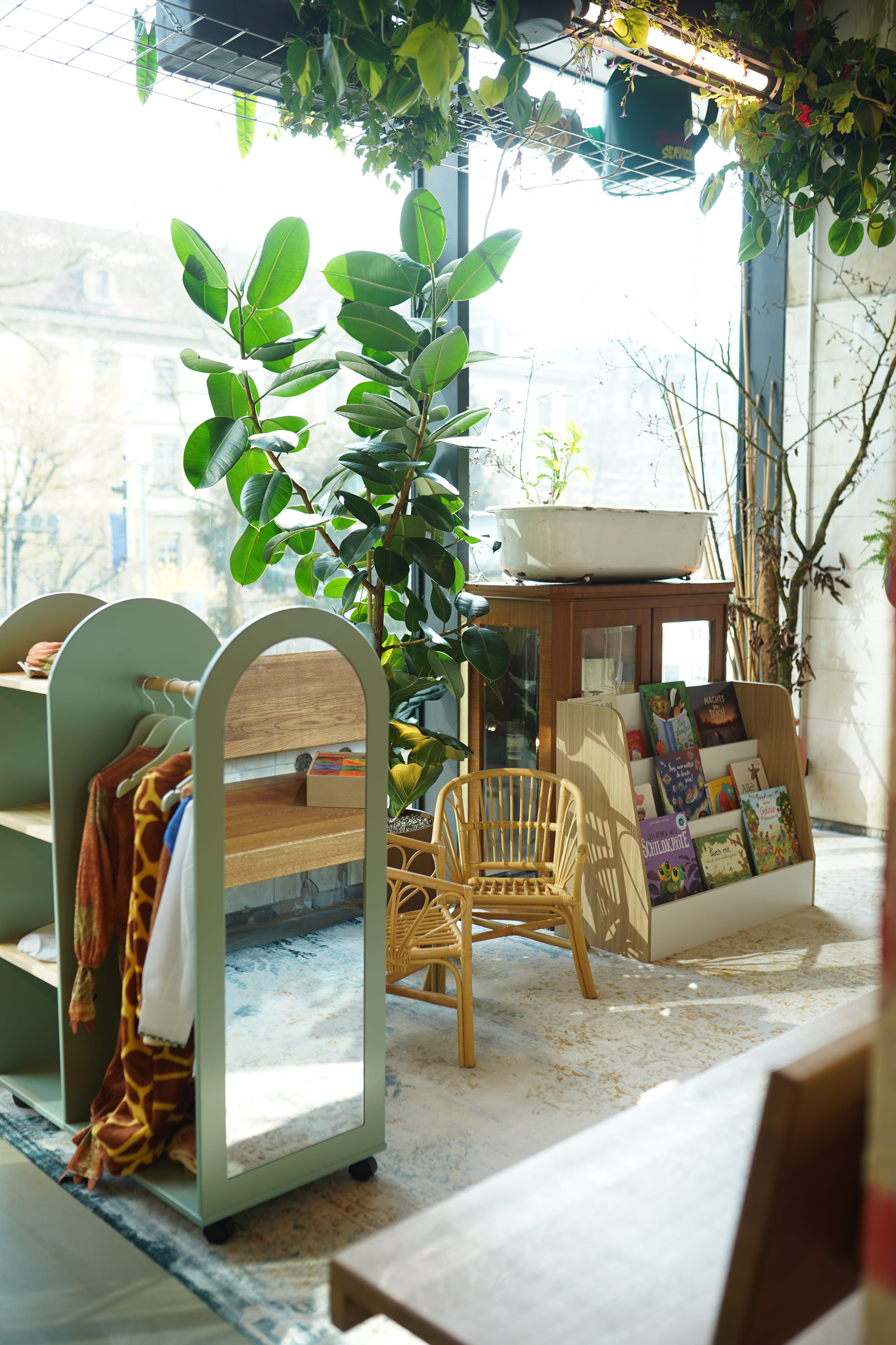 Negishi Little Sushi Club