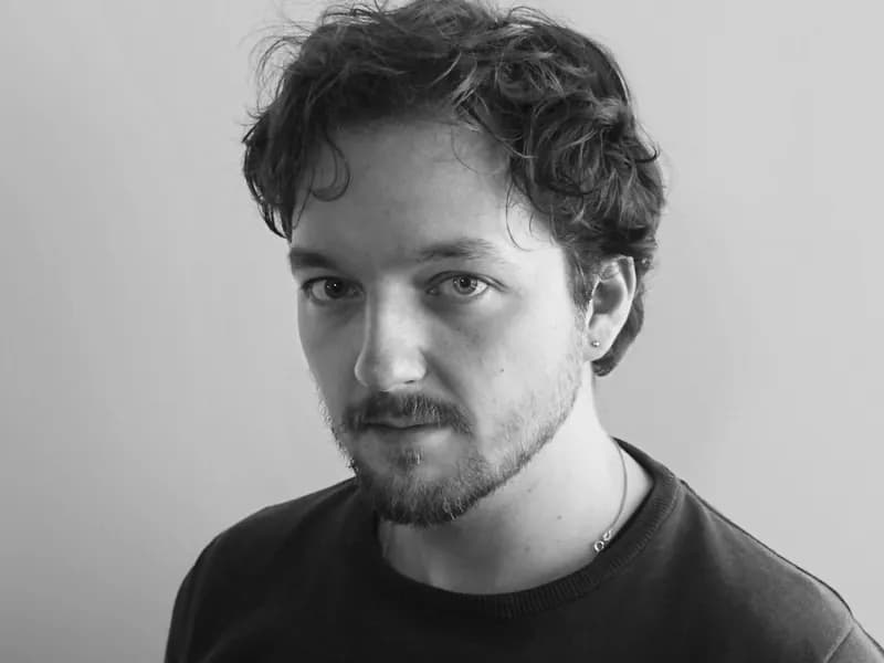 Lesung mit Raphaël Kolly "Ein Zuhause für Michel und Angelo"-0 - Event Image