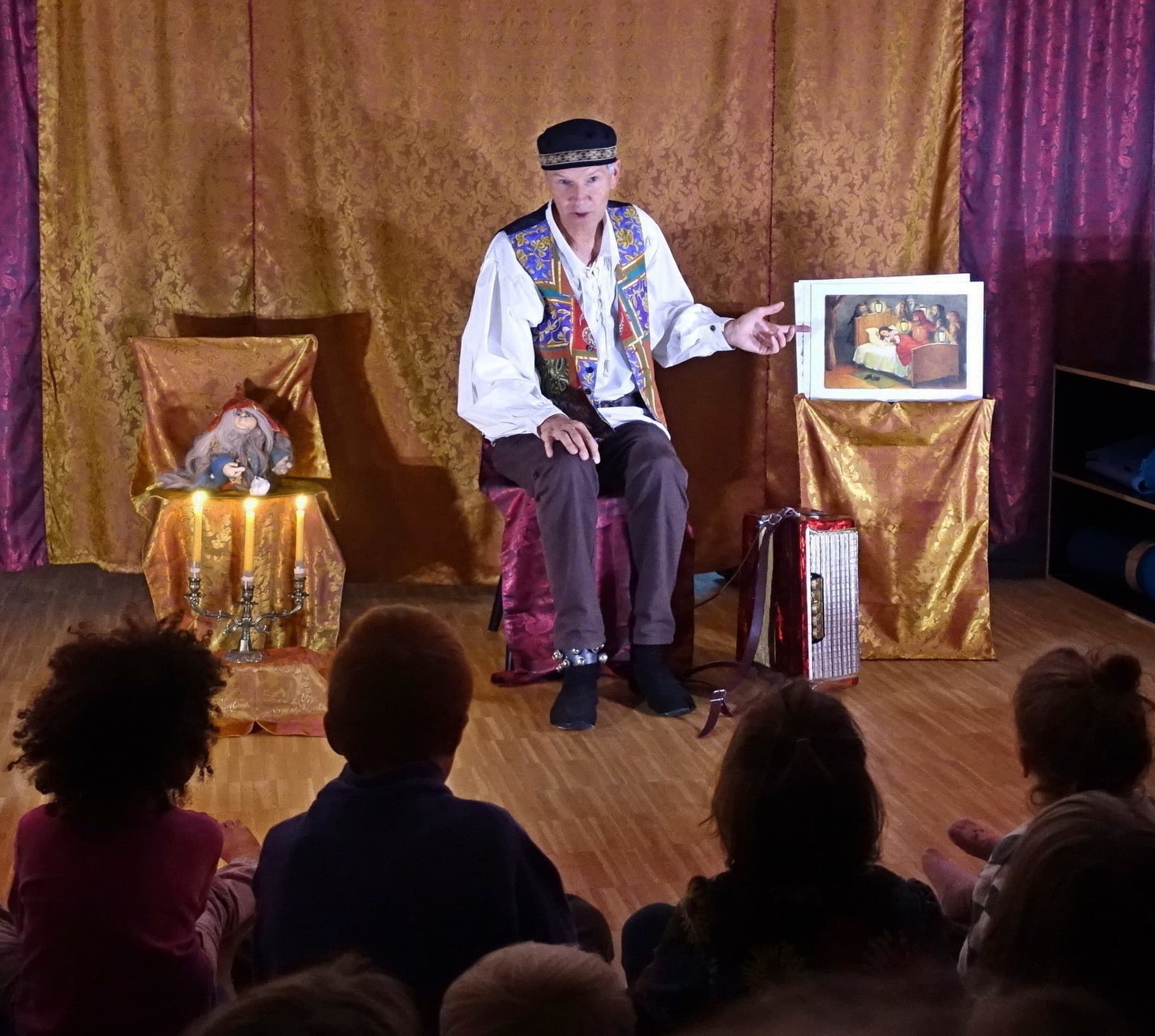 Märlistunde: Rumpelstilzchen / Rotkäppchen-0 - Event Image