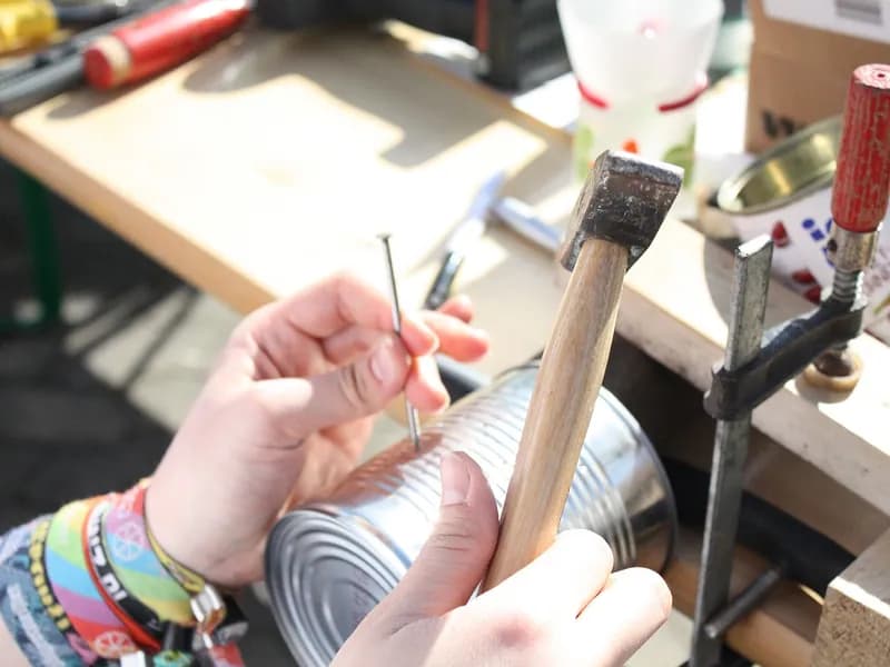Basteln mit Verpackungsmaterial: Auto-0 - Event Image